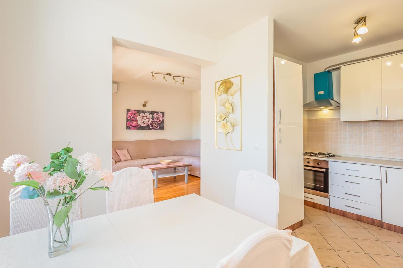 Indigo Apartment Makarska Exterior foto